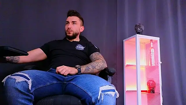 Snapshot of MightyAaron66 chatting on March 2025 06:23:01 AM MightyAaron66 online show from March 2025 06:23:01 AM