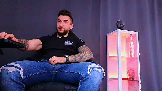 Snapshot of MightyAaron66 chatting on March 2025 03:40:01 AM MightyAaron66 online show from March 2025 03:40:01 AM