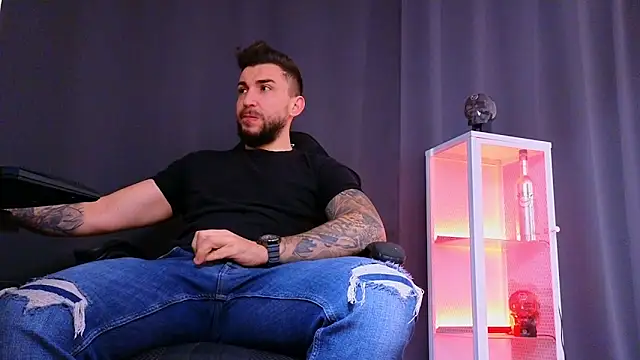 Snapshot of MightyAaron66 chatting on March 2025 07:27:02 AM MightyAaron66 online show from March 2025 07:27:02 AM