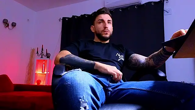 Snapshot of MightyAaron66 chatting on September 2025 03:50:02 AM MightyAaron66 online show from September 2025 03:50:02 AM