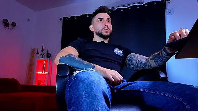 Snapshot of MightyAaron66 chatting on September 2025 02:51:01 PM MightyAaron66 online show from September 2025 02:51:01 PM