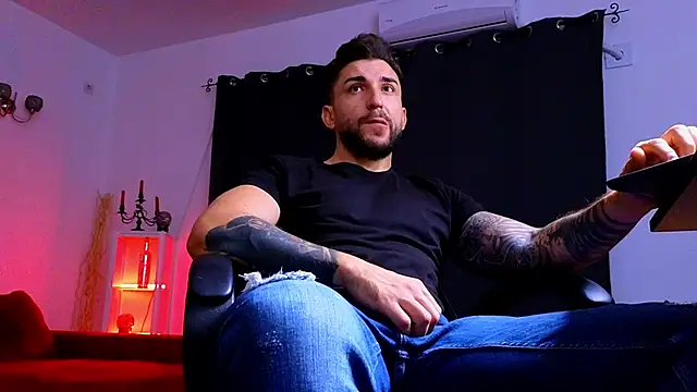 Snapshot of MightyAaron66 chatting on September 2025 02:56:02 AM MightyAaron66 online show from September 2025 02:56:02 AM