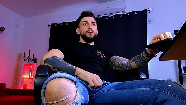 MightyAaron66 online show from March 2026 05:41:01 AM