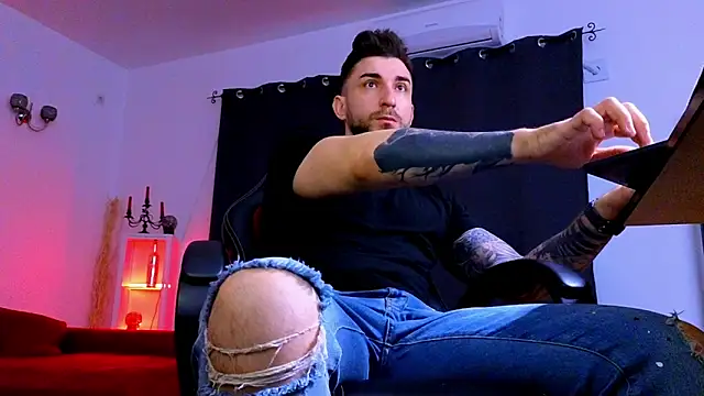 MightyAaron66 online show from March 2026 05:07:02 AM