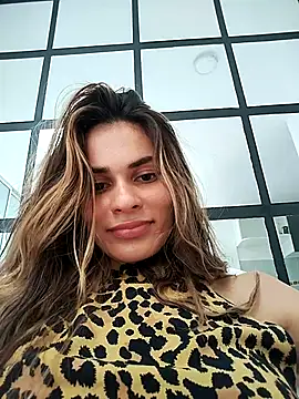 cuteluci  online show from March 2025 05:23:02 PM