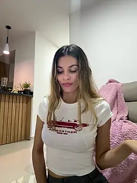 cuteluci  online show from July 2026 06:40:02 AM