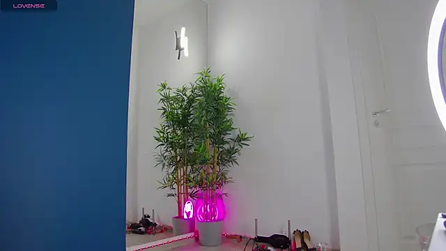 CelineMeyerr online show from July 2026 05:01:01 AM