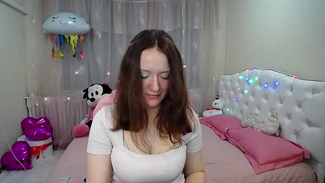 Snapshot of BarbaraStily chatting on January 2025 11:48:02 AM BarbaraStily online show from January 2025 11:48:02 AM