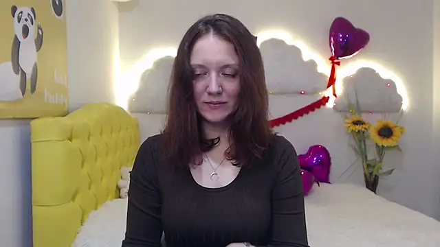 Snapshot of BarbaraStily chatting on February 2025 02:55:02 PM BarbaraStily online show from February 2025 02:55:02 PM