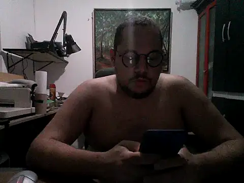 Snapshot of Nomade_k chatting on May 2026 02:28:02 AM Nomade k online show from May 2026 02:28:02 AM