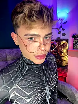 PRINCE STEV online show from October 2025 12:18:02 AM