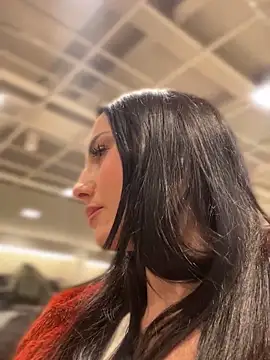 Roxana-Sexy online show from December 2024 06:37:02 AM