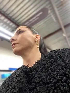 Roxana-Sexy online show from February 2025 06:15:01 AM