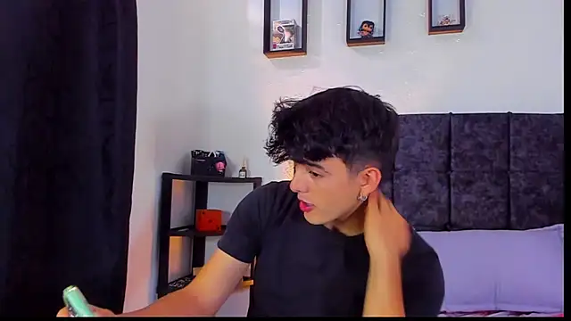 Snapshot of nolan_twink1 chatting on October 2025 07:37:01 PM nolan twink1 online show from October 2025 07:37:01 PM