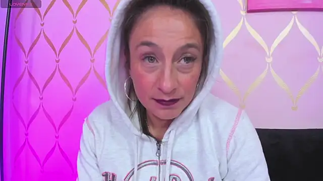 Snapshot of ladylians chatting on December 2024 12:44:01 AM ladylians online show from December 2024 12:44:01 AM