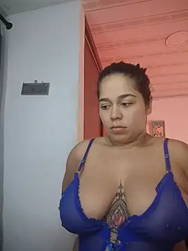 LaurenWelly  online show from May 2026 11:14:01 AM