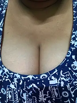 Snapshot of Rinki_Guptaa chatting on September 2025 06:41:02 PM Rinki Guptaa online show from September 2025 06:41:02 PM