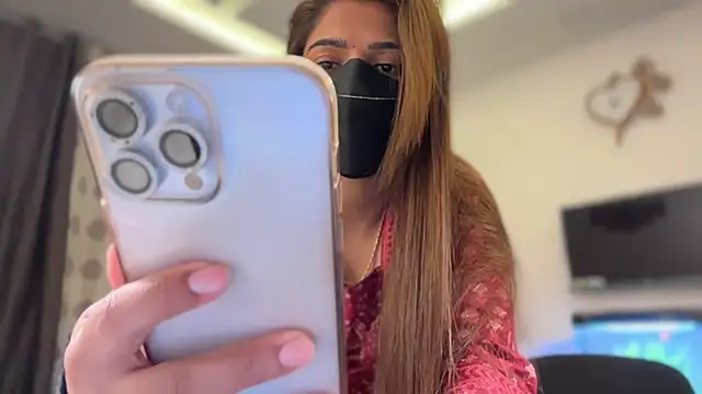 Snapshot of Hotty-Sana chatting on February 2026 04:24:02 PM Hotty-Sana online show from February 2026 04:24:02 PM