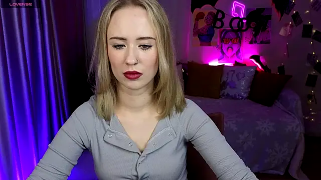 SashaBrooks online show from November 2025 02:06:01 PM