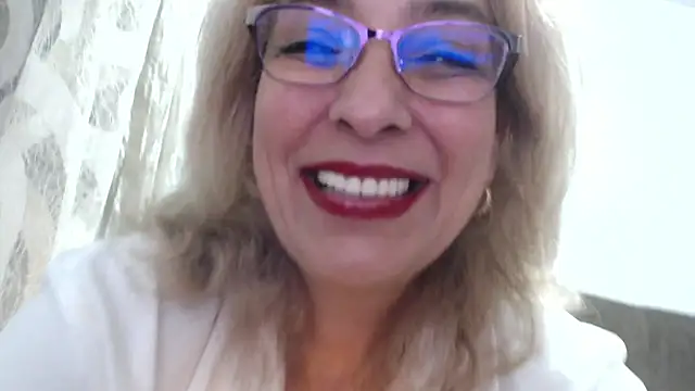 cecylya4u online show from September 2025 09:41:02 PM