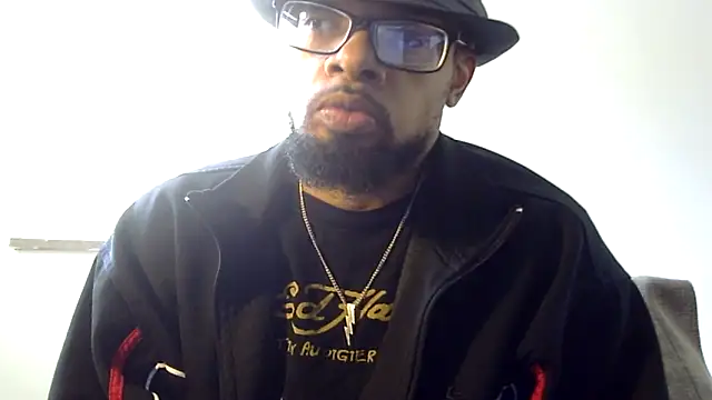 Snapshot of WhiskeyWood_DuhGOD chatting on November 2025 05:13:01 PM WhiskeyWood DuhGOD online show from November 2025 05:13:01 PM