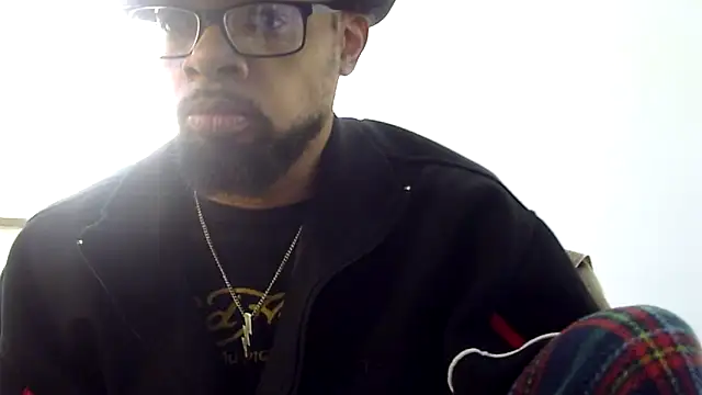 Snapshot of WhiskeyWood_DuhGOD chatting on November 2025 05:45:02 PM WhiskeyWood DuhGOD online show from November 2025 05:45:02 PM