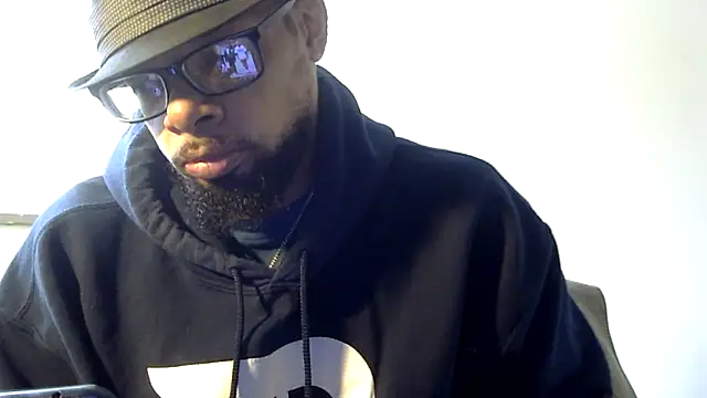 Snapshot of WhiskeyWood_DuhGOD chatting on December 2025 05:31:02 PM WhiskeyWood DuhGOD online show from December 2025 05:31:02 PM