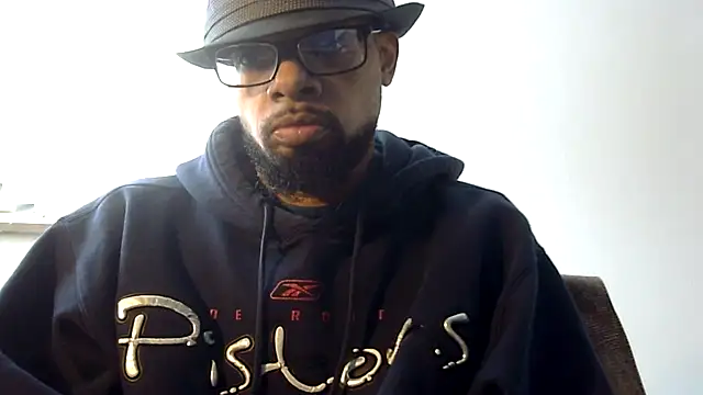 Snapshot of WhiskeyWood_DuhGOD chatting on February 2026 05:27:01 PM WhiskeyWood DuhGOD online show from February 2026 05:27:01 PM