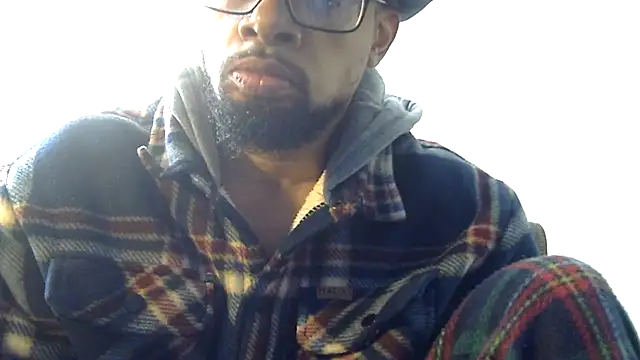 Snapshot of WhiskeyWood_DuhGOD chatting on February 2026 05:28:01 PM WhiskeyWood DuhGOD online show from February 2026 05:28:01 PM