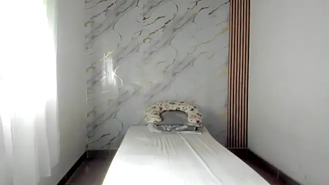 Snapshot of coralcarter1 chatting on February 2026 04:14:02 PM coralcarter1 online show from February 2026 04:14:02 PM