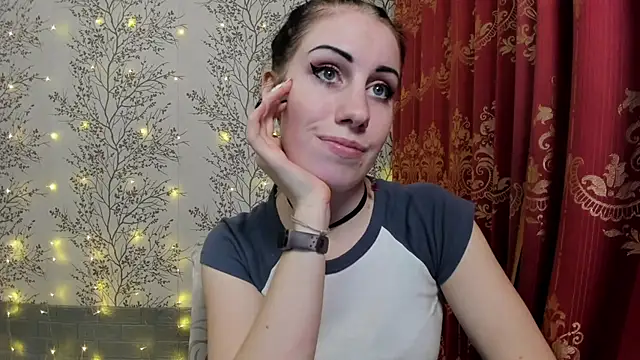 Snapshot of Mary0Lou chatting on December 2024 12:27:01 PM Mary0Lou online show from December 2024 12:27:01 PM