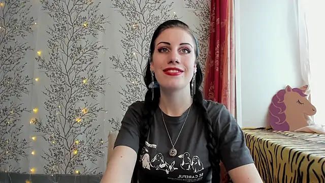 Snapshot of Mary0Lou chatting on January 2025 06:24:01 AM Mary0Lou online show from January 2025 06:24:01 AM