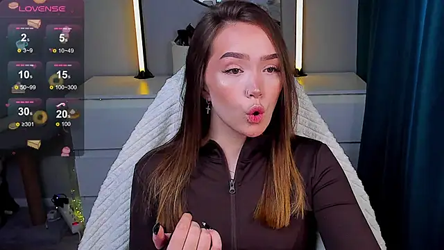 Evia r0se online show from April 2026 08:23:01 AM