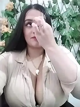 hanna-a online show from January 2025 03:43:01 PM