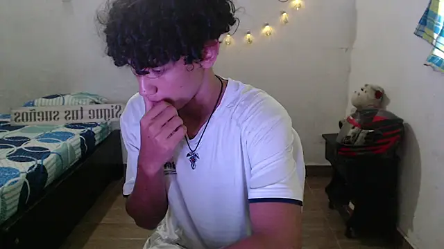 jake willianss online show from December 2024 08:05:02 PM