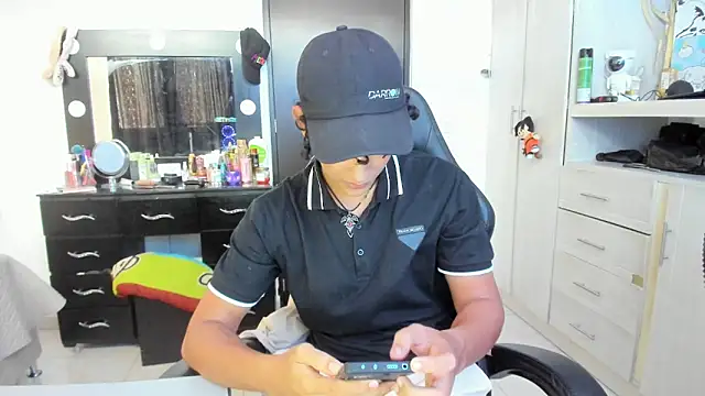 jake willianss online show from May 2026 07:31:02 PM