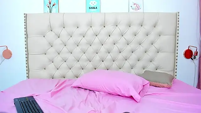 Snapshot of Kim_Eli chatting on December 2024 10:26:01 PM Kim Eli online show from December 2024 10:26:01 PM