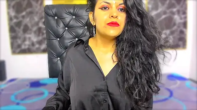 scarlett w0lf online show from October 2025 03:22:02 PM