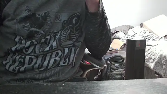 overaveragefreak4you online show from February 2025 07:52:01 AM