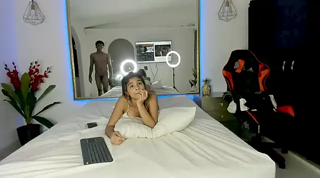 mia and masterboy online show from December 2024 03:44:02 PM