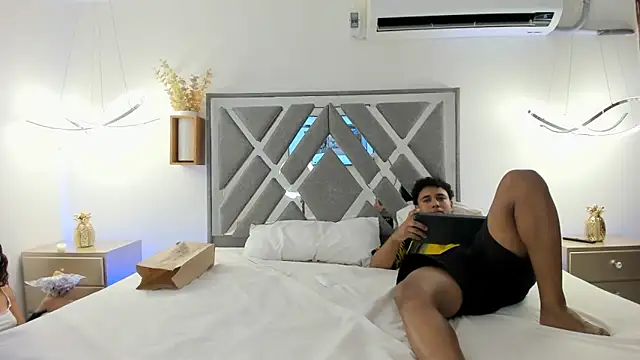 mia and masterboy online show from December 2024 03:39:01 AM