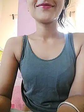 MISSQUEEN48 online show from May 2026 07:04:01 AM