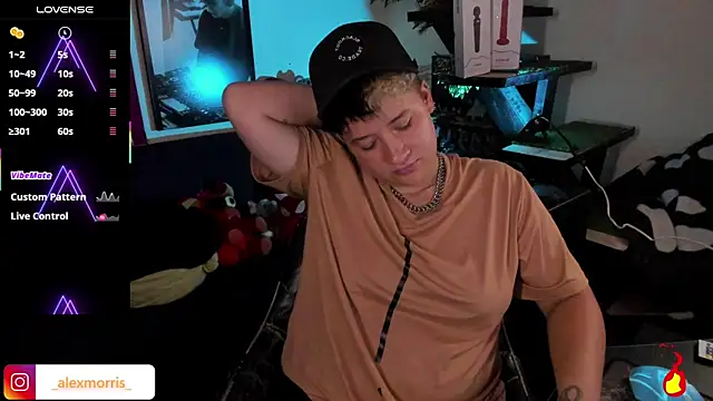 Snapshot of _AlexMorris chatting on November 2025 05:51:02 AM AlexMorris online show from November 2025 05:51:02 AM