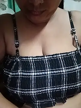 Snapshot of sajida34 chatting on July 2026 12:35:02 AM sajida34 online show from July 2026 12:35:02 AM