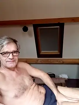 ronny51 online show from December 2024 10:17:01 AM