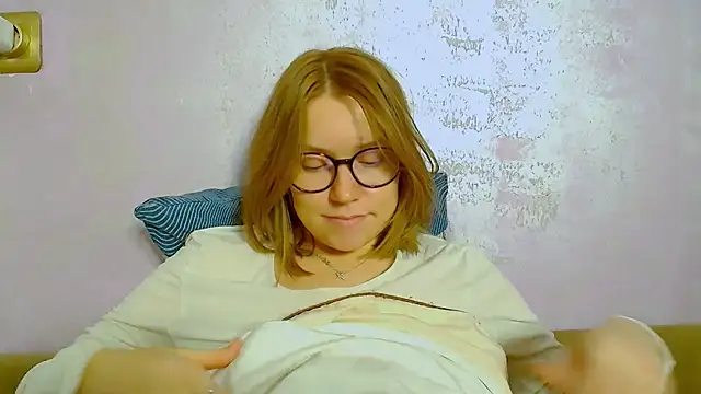 TaylorBre online show from November 2025 06:51:02 PM