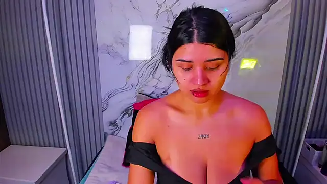 venusowen  online show from March 2026 01:17:01 PM