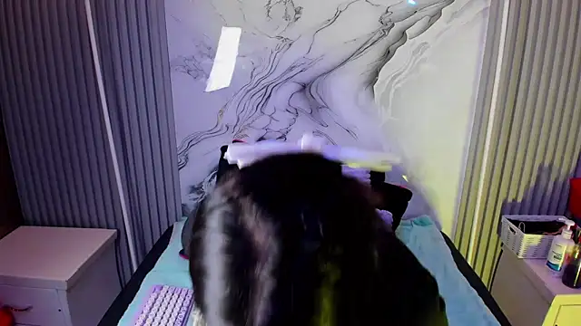 venusowen  online show from March 2026 01:11:02 PM