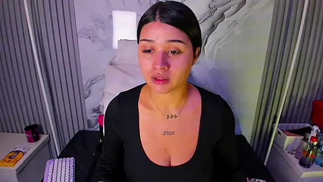 venusowen  online show from May 2026 01:17:01 PM