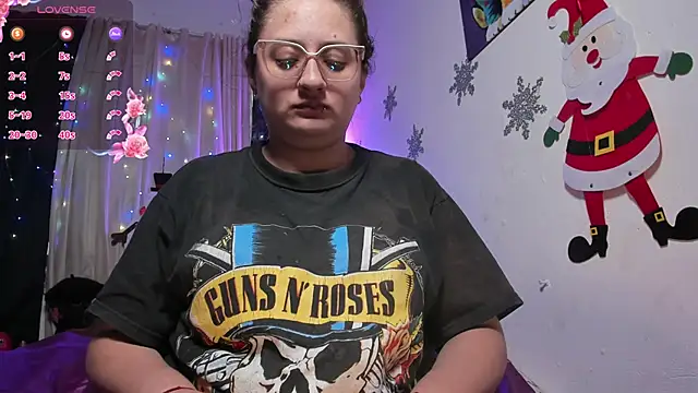 Snapshot of AnnieBigBoobs chatting on December 2024 10:06:01 PM AnnieBigBoobs online show from December 2024 10:06:01 PM